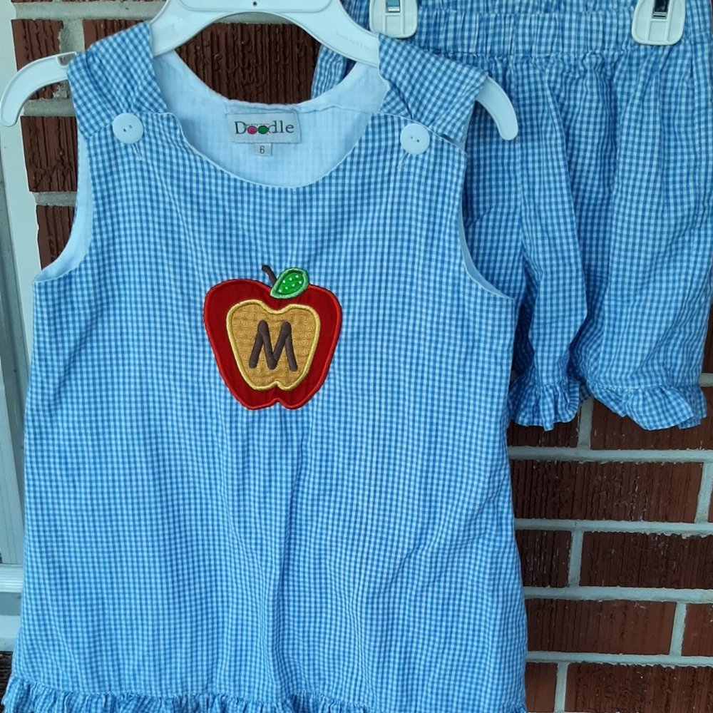 Lolly Wolly Doodle M monogram apple shorts outfit girl size 6